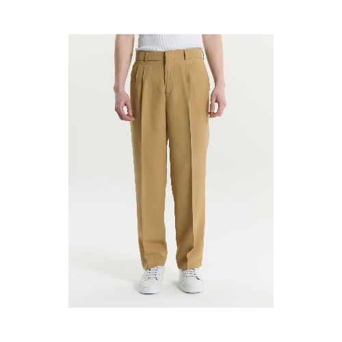 Pantalón Pinzado Darius Beige