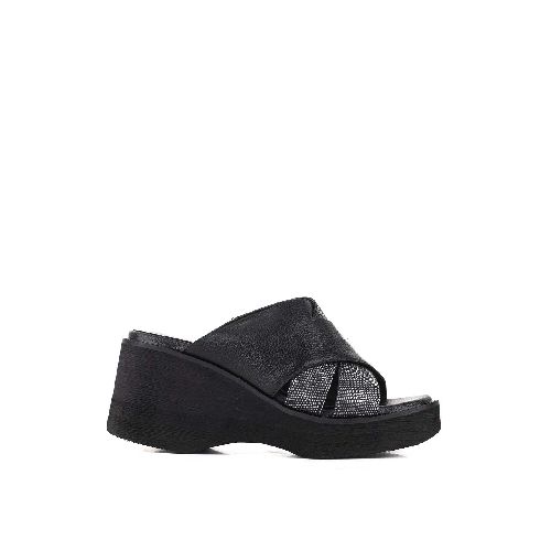 Zuecos clásicos de cuero negro/metalizado|Sandalias de mujer|Batistella.com.ar - Batistella Tienda Online |Primavera Verano 2024