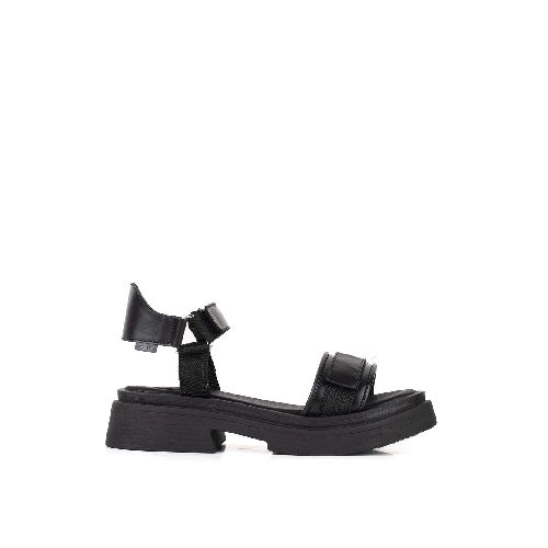 Sandalias con velcro de cuero negro|Sandalias de mujer | Batistella.com.ar - Batistella Tienda Online |Primavera Verano 2024