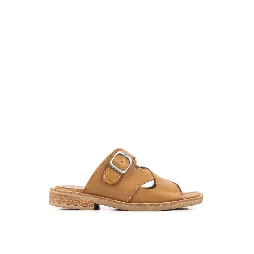 Sandalias bajas con herraje de cuero en suela|Sandalias de mujer | Batistella.com.ar - Batistella Tienda Online |Primavera Verano 2024